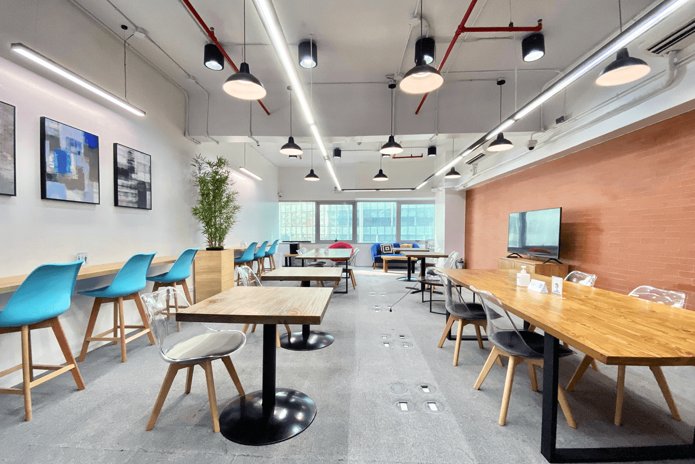 https://loft.ph/wp-content/uploads/2024/08/Loft-BGC-OPD-Coworking-Latest-Photo-2-3.png